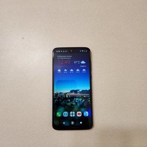 Motorola G7 64GB, UNLOCKED RAM 4GB Camera Front 8MP Rear 12MP+5MP SD Slot.
